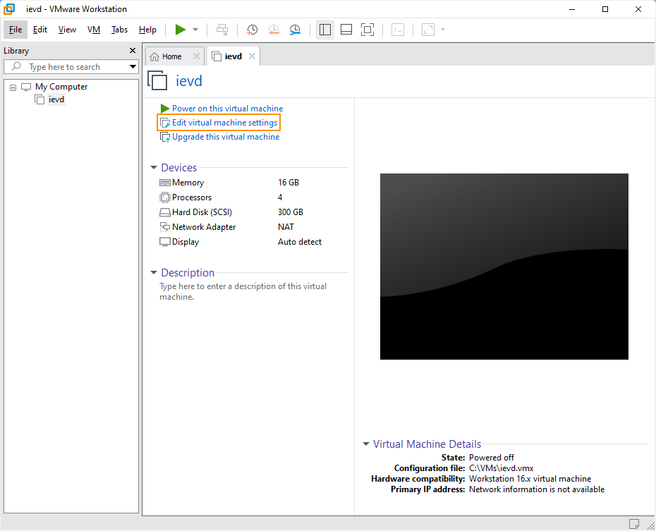 Navigate to "Manage" > "Virtual Machine Settings". The Virtual Machine Settings menu opens.